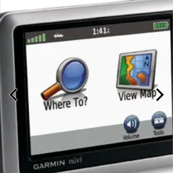 Garmin Nuvi 1200 Plug in Car Navigation System - Picture 3 of 11